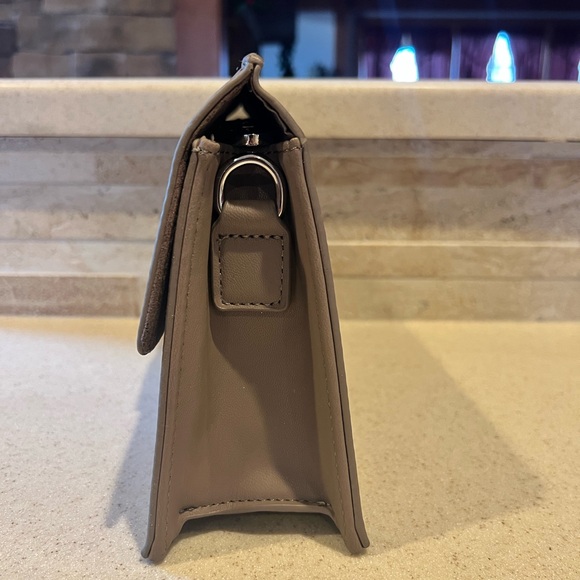 Badgley Mischka Crossbody Bag NWT pick one - Picture 3 of 12